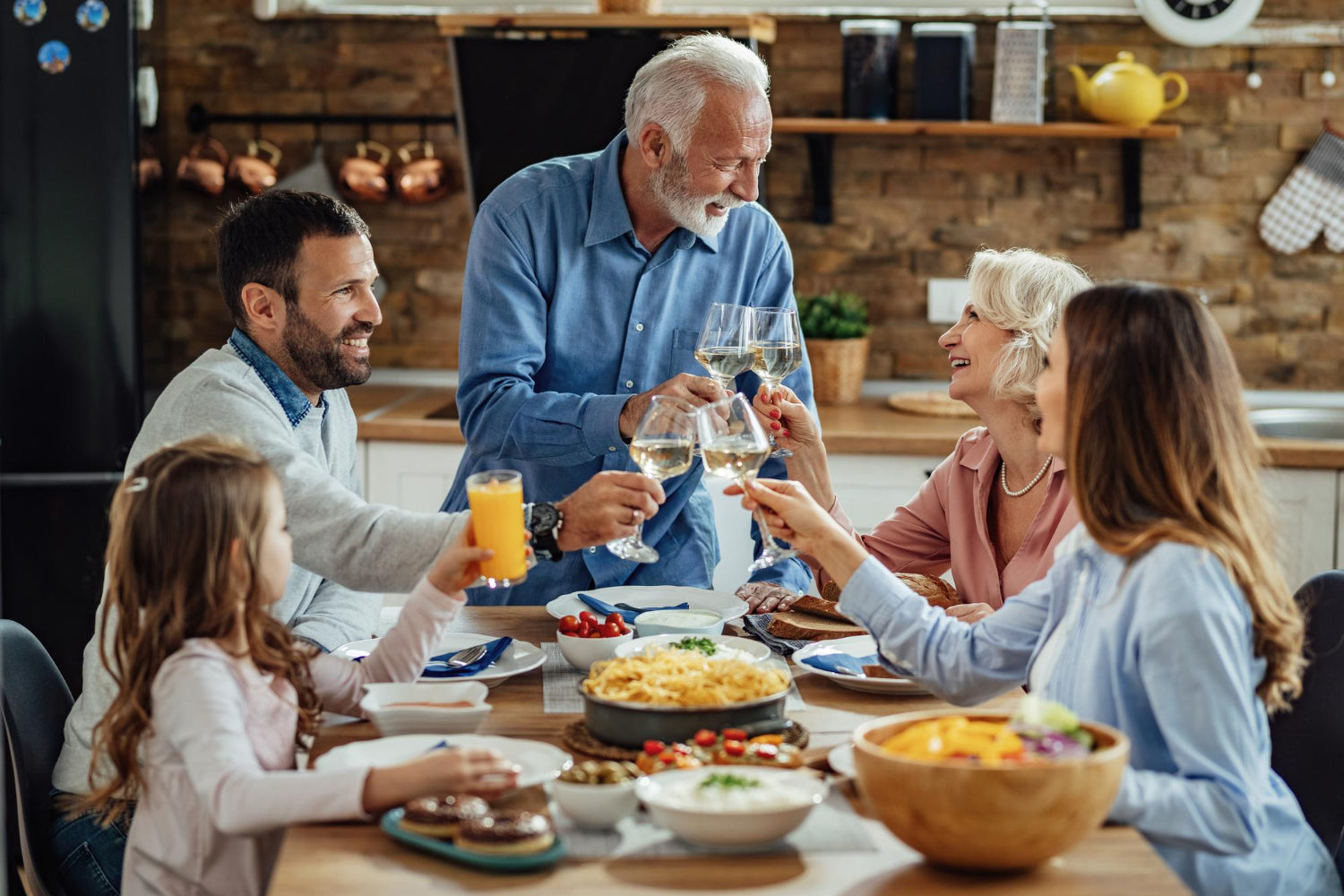 Dinner on the Table: Celebrating Excellence with Family Cooked Meals