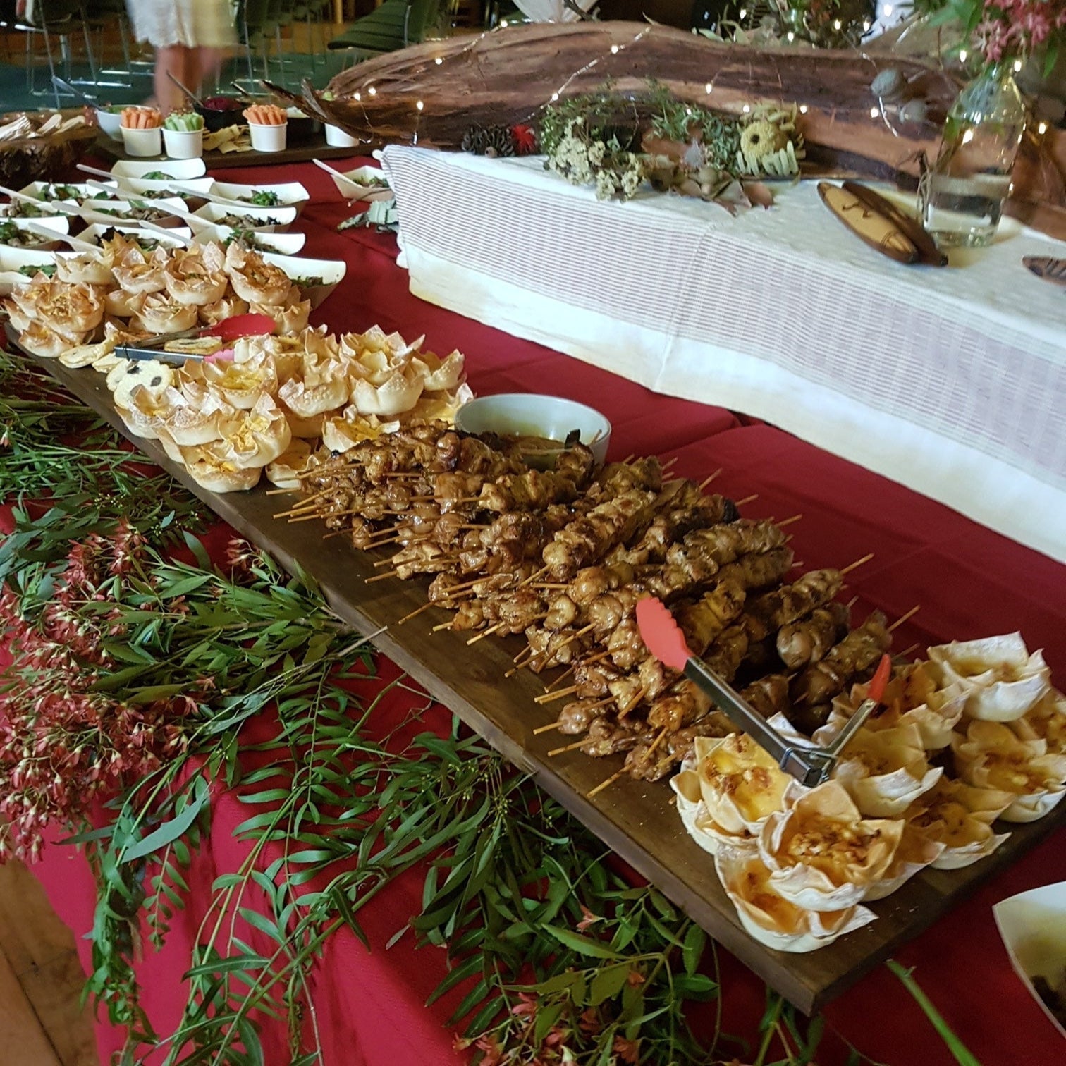 🎄Planning a Corporate Christmas Party? Here’s How to Make It Count (Without Losing Your Mind)