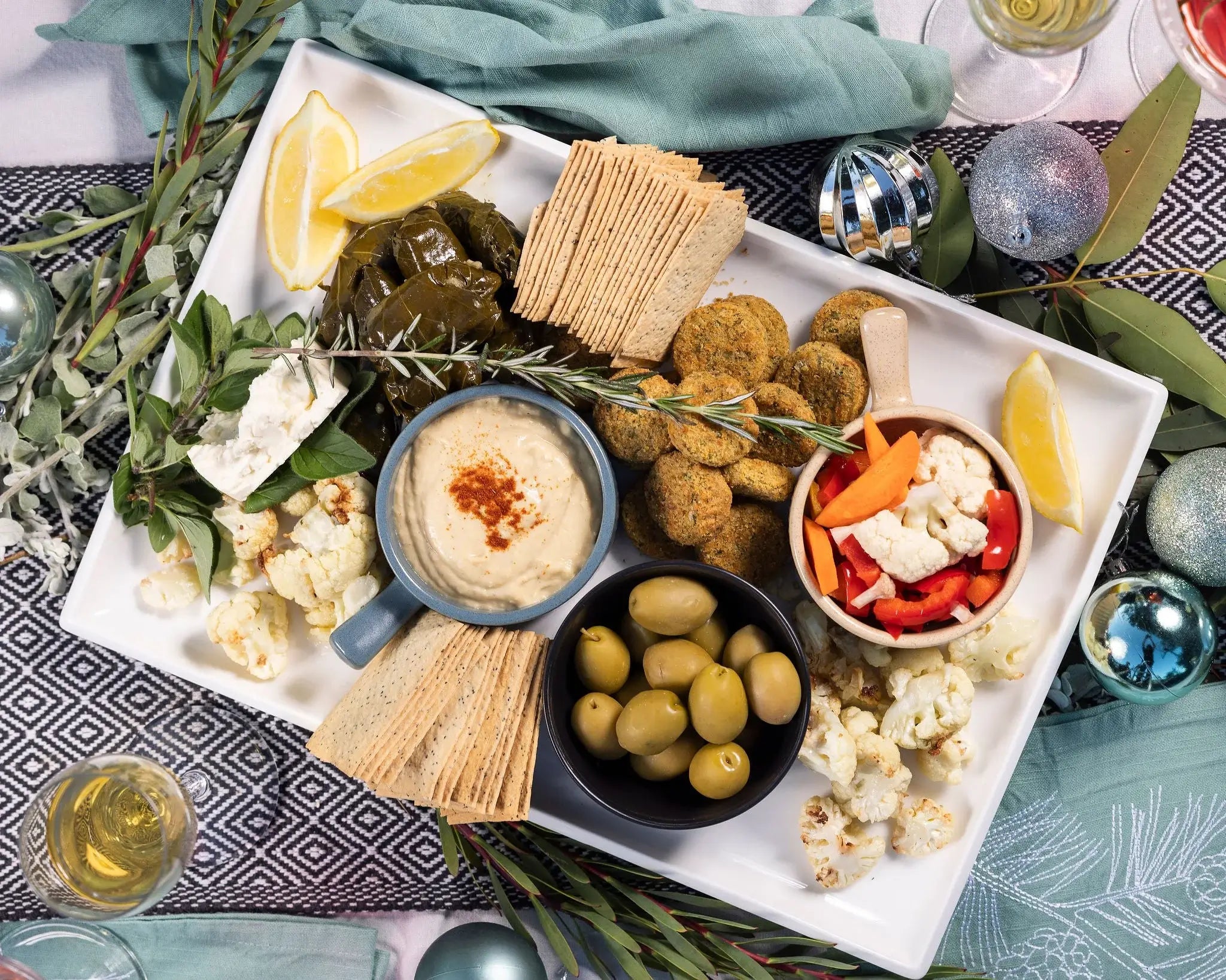 Vegan Christmas platter with dips and crackers