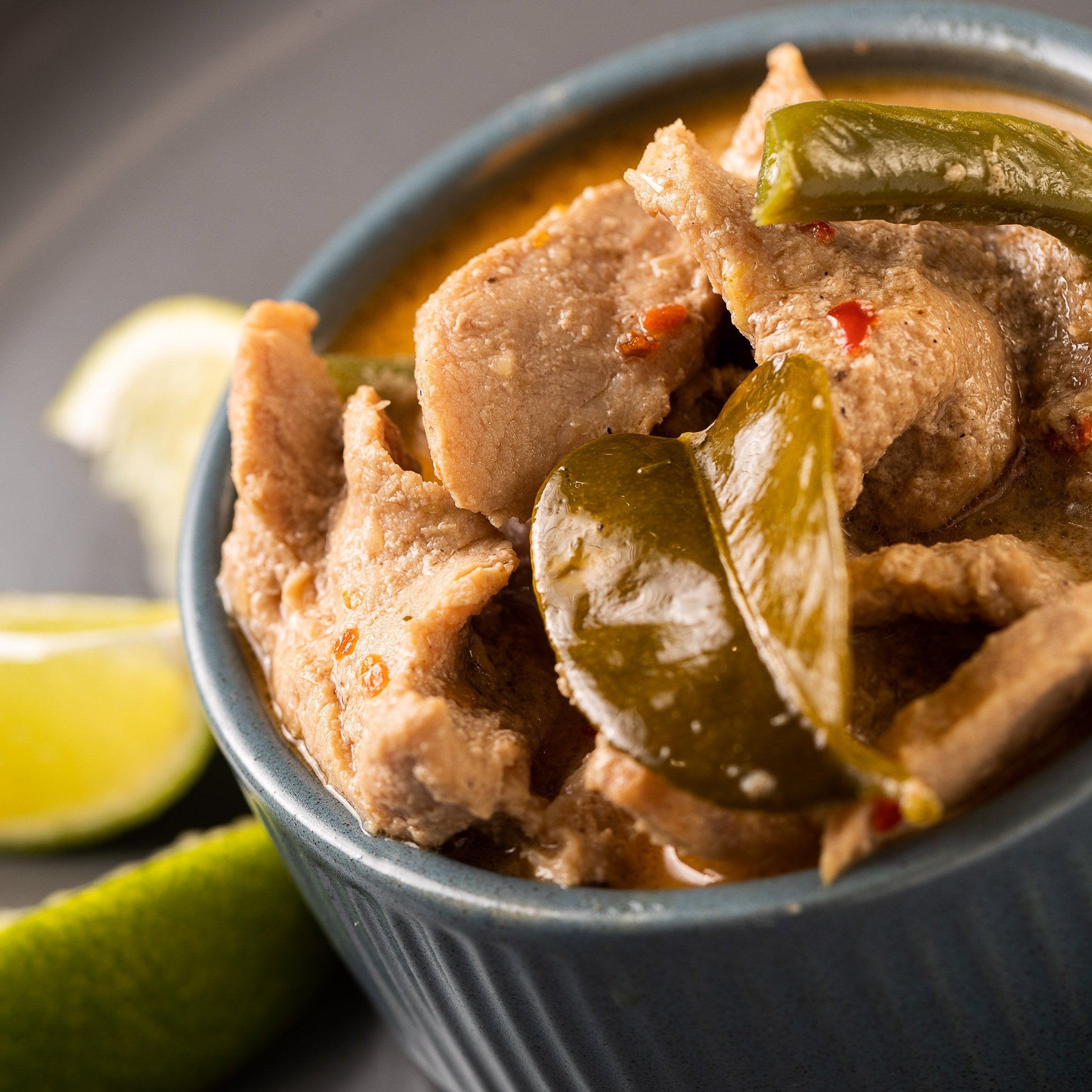 ready made home delivery meals featuring Pork and kaffir lime curry
